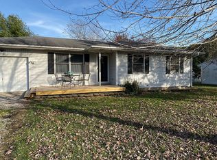 150 Flintwood Dr W, North Vernon, IN 47265