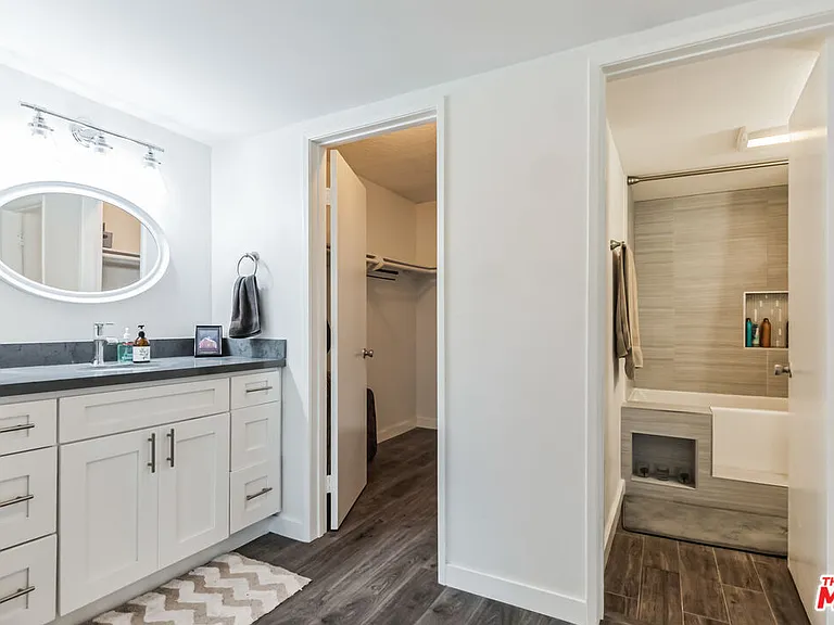 10535 Wilshire Blvd #404 — Photo 30