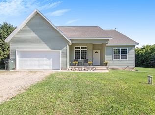 7807 E 22 Mile Rd, Sand Lake, MI 49343