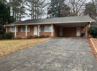 684 Hillandale Cir, Marietta, GA