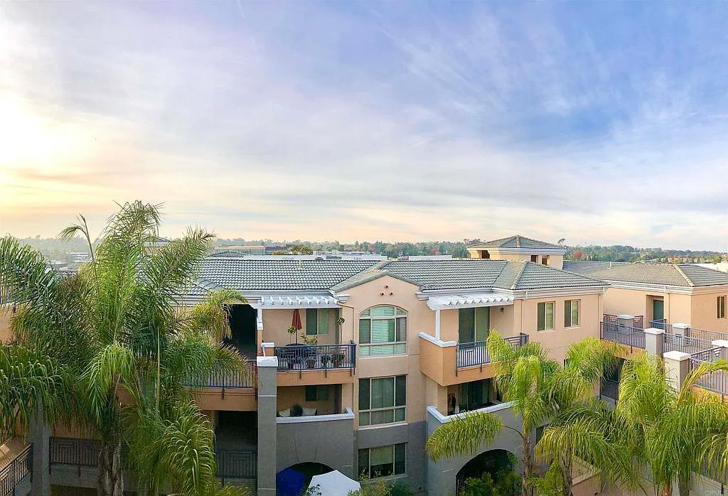 1 bed, 748 sqft, $2,895 — Photo 2