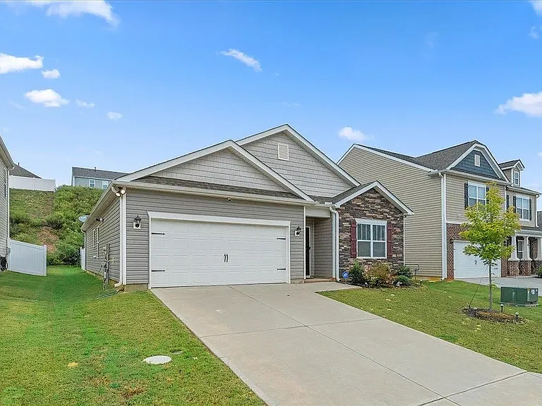 51 Oak Edge Ln — Photo 2
