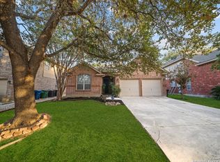 3030 Fall Mist Dr, San Antonio, TX 78247