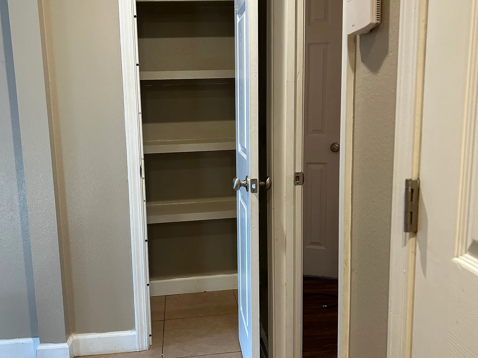 2 bed, $700 — Photo 4