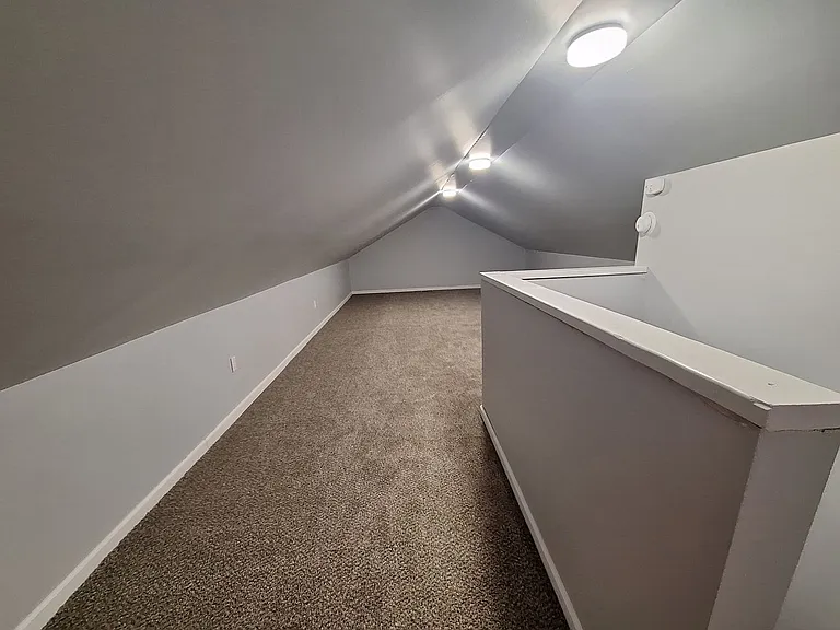20293 Washtenaw St — Photo 15