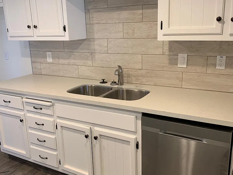 1012 Atkins St #B — Photo 1