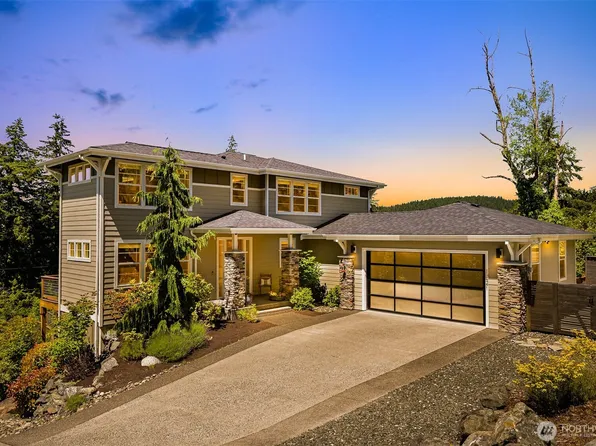 1221 34th Street, Bellingham, WA 98229
