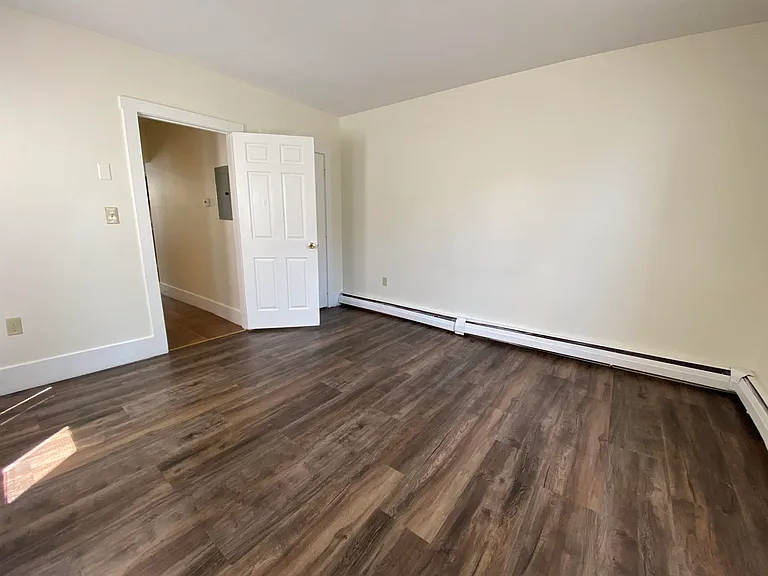 616 Union St #3 — Photo 16