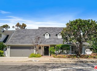 1524 Club View Dr, Los Angeles, CA 90024