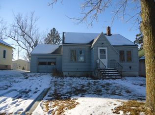 1207 1st St SW, Wadena, MN 56482