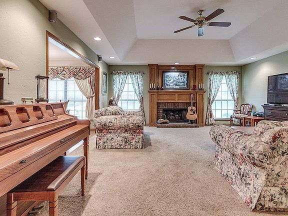 2nd image of 9965 Birkenhead Ct
