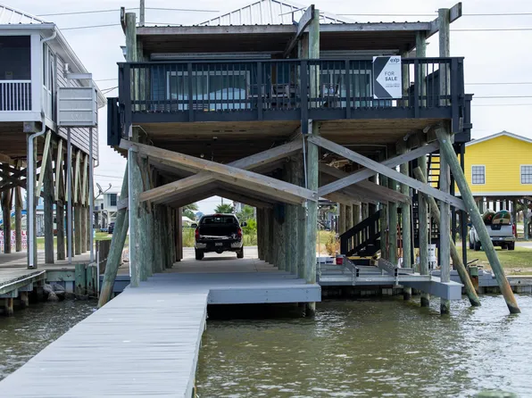 1039 Highway 1, Grand Isle, LA 70358