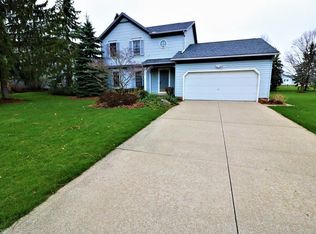 4422 Bunker Ln, Stow, OH 44224