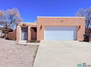 1113 Skyline Dr, Elephant Butte, NM 87935