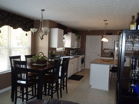 5th image of 368 Olgelbay Dr