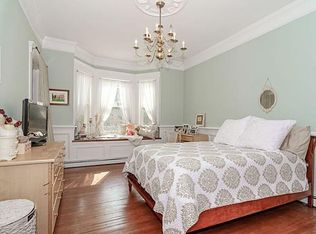 431 Bunker Hill St #2, Charlestown, MA 02129
