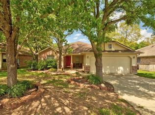 1133 Haleys Way Dr, Buda, TX 78610