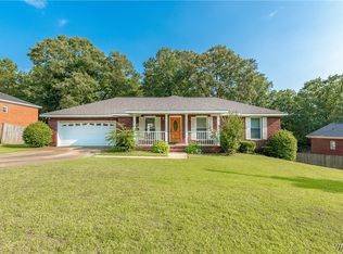 1751 Upper Lake Dr, Cottondale, AL 35453