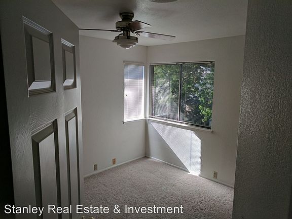 4th image of 5326 Laguna Park Dr