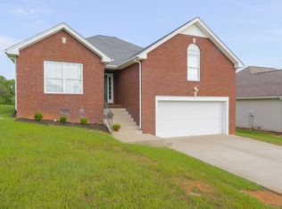443 Berry Cir, Springfield, TN 37172
