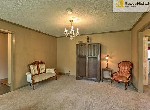 4th image of 3316 S Crysler Ave