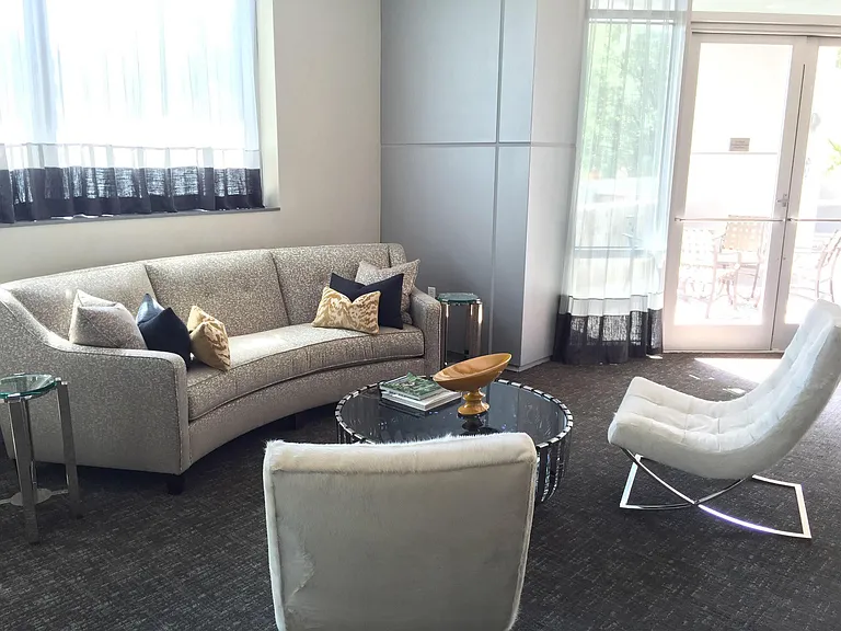 3338 Peachtree Rd NE #604 — Photo 26