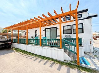 101 Islander Dr #191, Emerald Isle, NC 28594