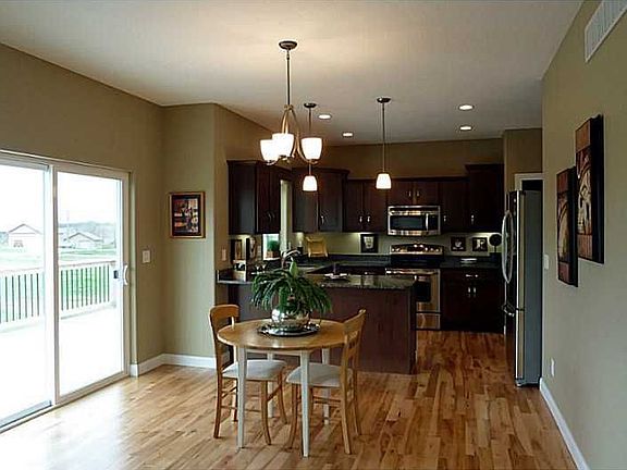 5th image of 1620 Stone Creek Cir