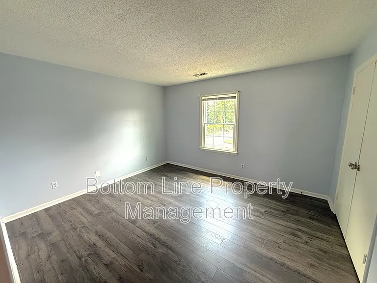 4633 Old Lantern Way — Photo 10