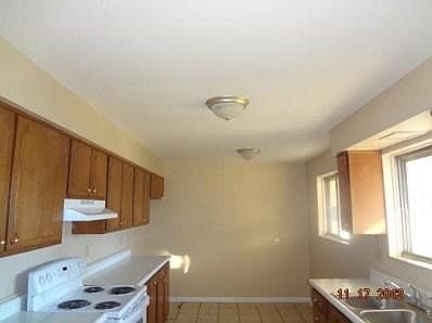 2nd image of 424 Katy Ln