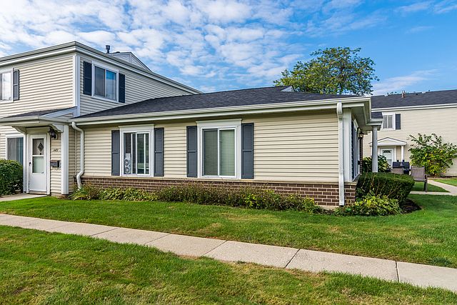 1st image of 1469 Quaker Ln #118-A