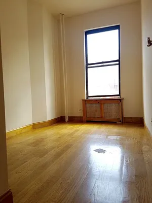 Rented by Mdrn Residential | media 54