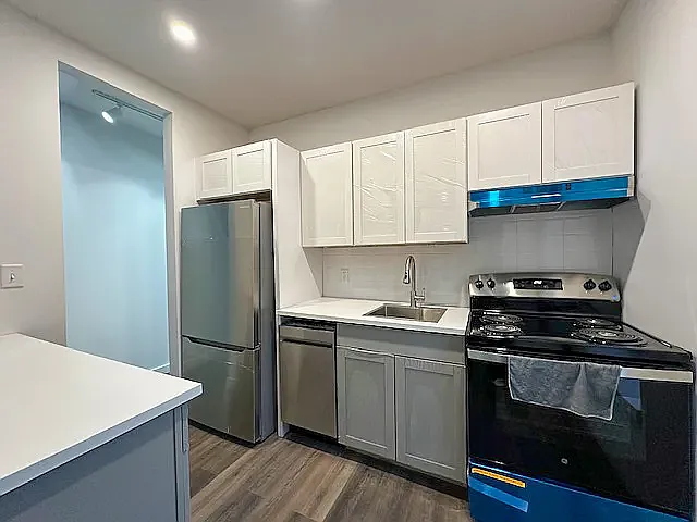 477 Saint Johns Pl #3C — Photo 1