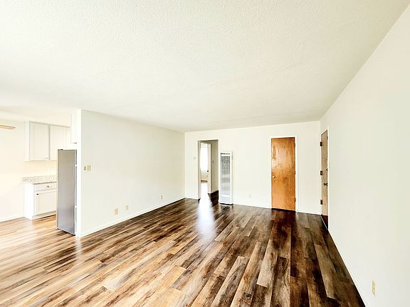 4th image of 1759 Marco Polo Way APT 6