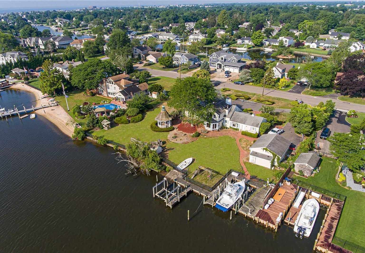 101 Peninsula Drive, Babylon, NY 11702 Zillow