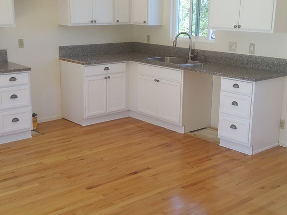 4th image of 7173 Tuolumne Dr