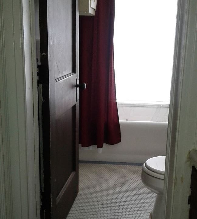 2nd image of 106 N 10th St APT 608