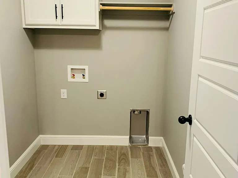 Laundry Room (Washer & Dryer will be included)