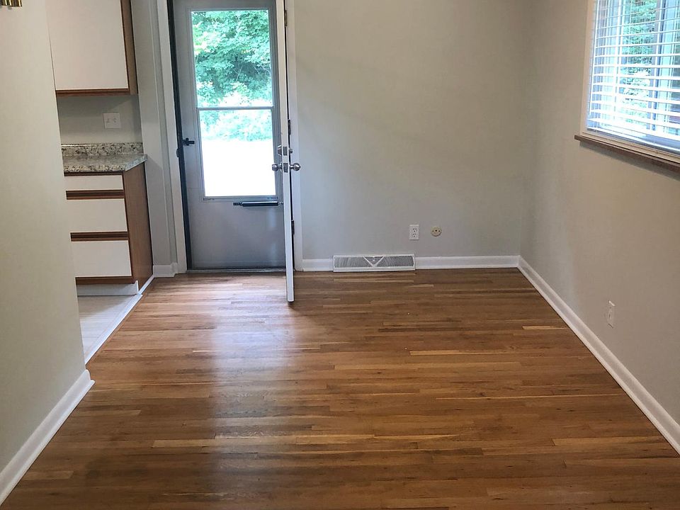 These pictures are of another unit recently refurbished. This unit is being refurbished with similar amenities and features. May not be exact match.