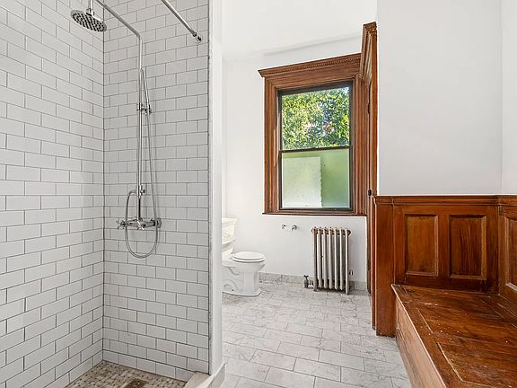 5th image of 109 W 119th St #3