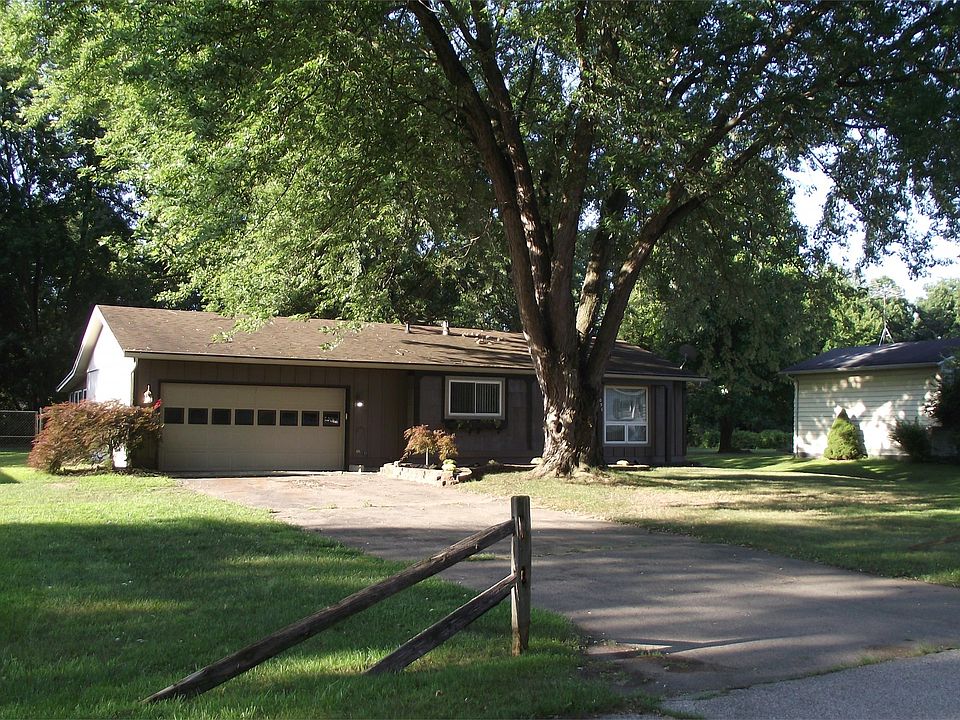 1st image of 22098 Farmwood Dr