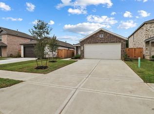 9023 Rose Pelican Ln, Baytown, TX 77521