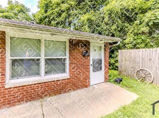 709 S Hutchinson Ave APT 8, Muncie, IN 47303