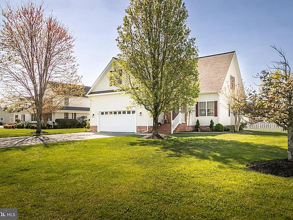 4th image of 109 Nina Ln