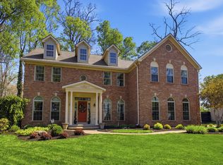 954 Forest Edge Ave, Springfield, OH 45503