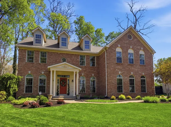 954 Forest Edge Ave, Springfield, OH 45503