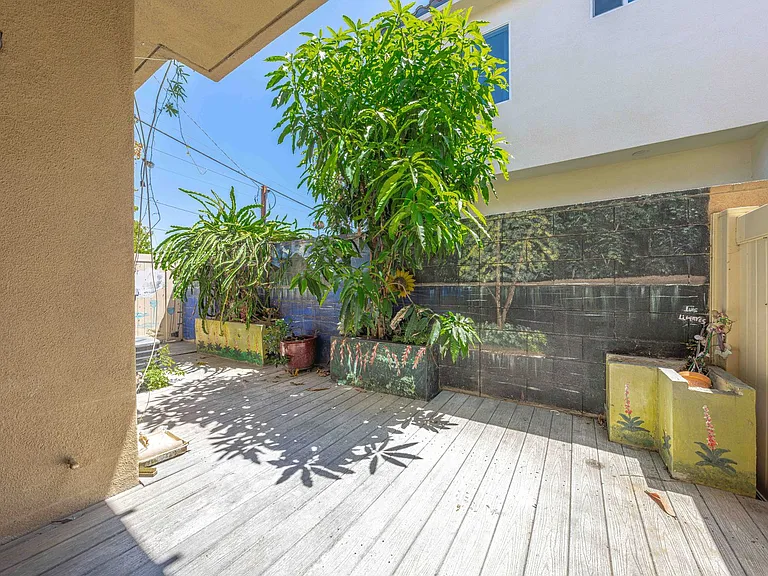 10208 Jasmine Ct — Photo 30