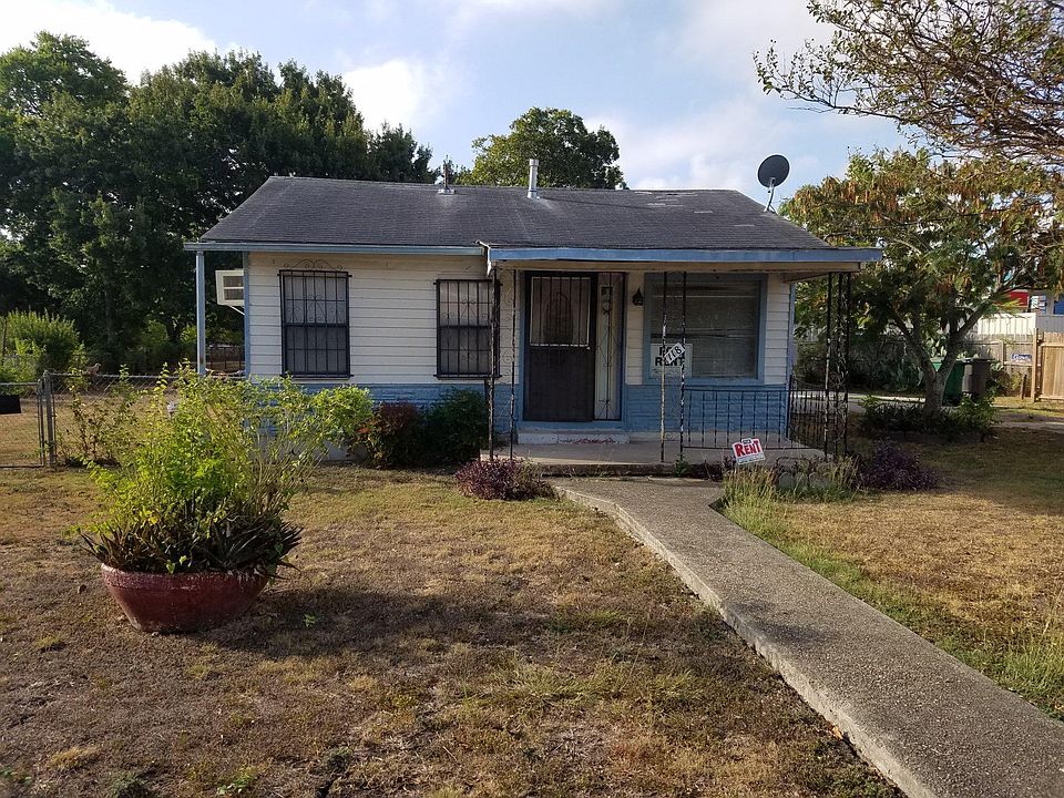 1st image of 118 E Harding Blvd