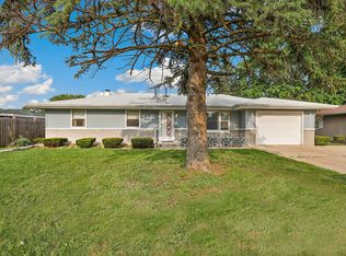 2207 Eldorado Dr, Crest Hill, IL 60403