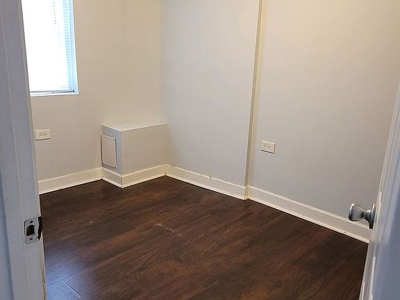 5th image of 2856 W 21st Pl #1B-1BA-750SQFT